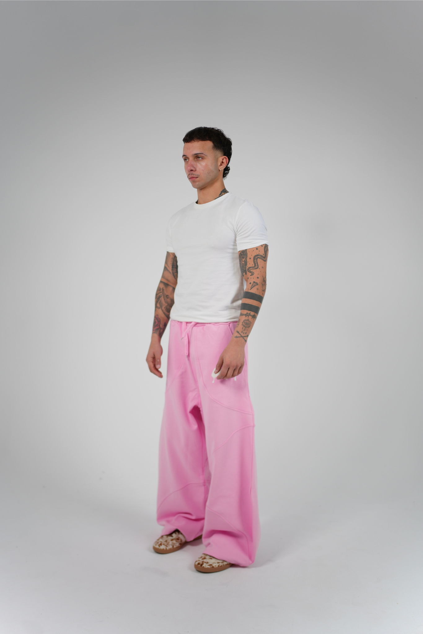 CHAOS BABY PINK SWEATPANTS