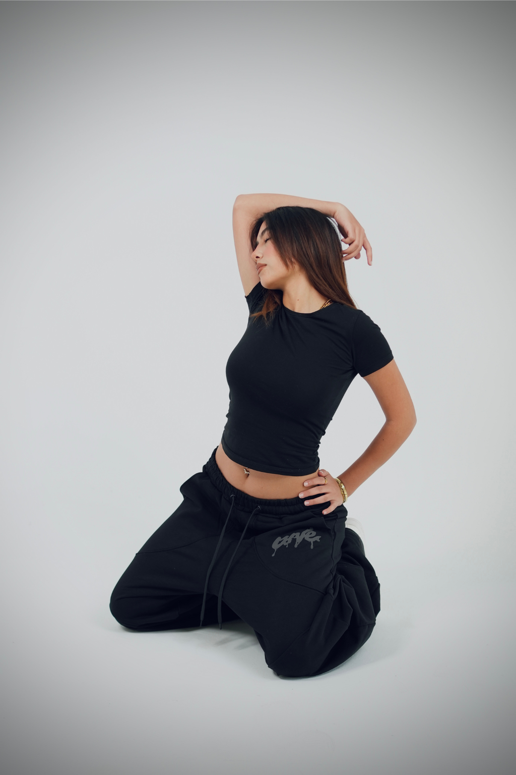 CHAOS BLACK SWEATPANTS