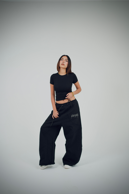 CHAOS BLACK SWEATPANTS