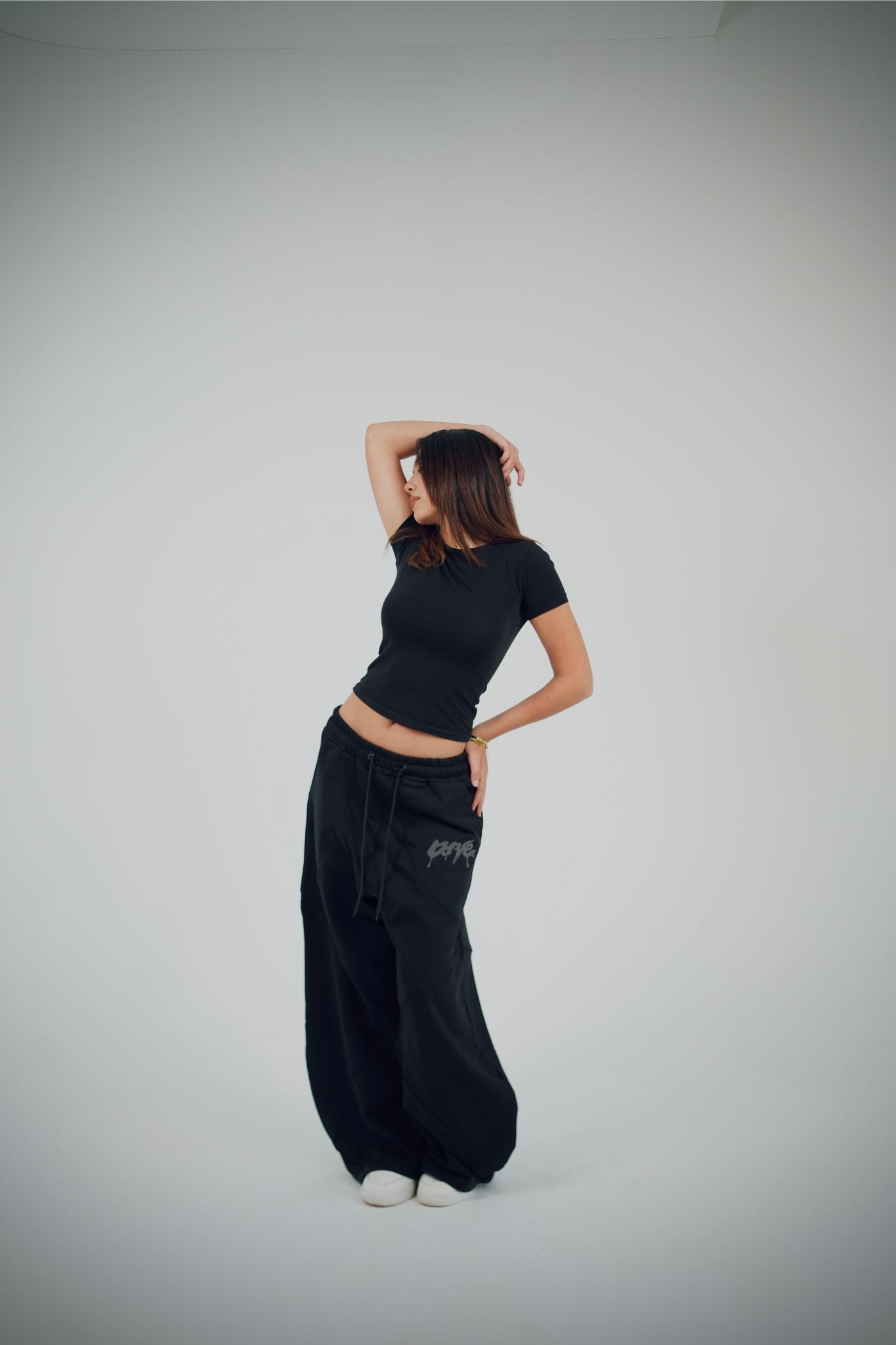 CHAOS BLACK SWEATPANTS