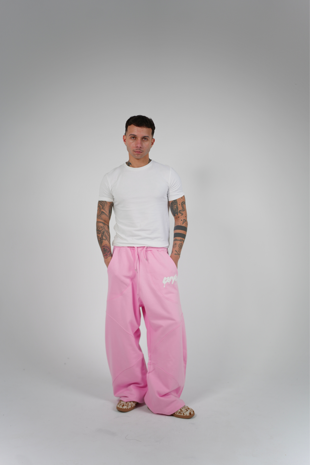 CHAOS BABY PINK SWEATPANTS